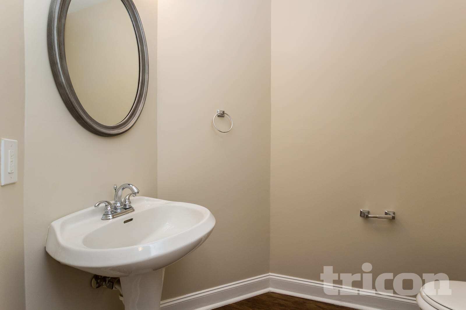 Building Photo - 1570 Lily Valley Dr