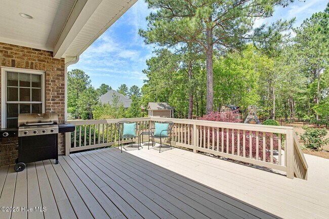 Building Photo - 103 Tomahawk Ct