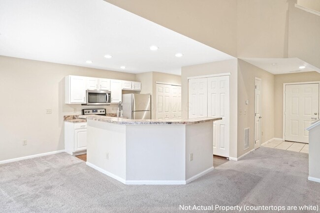 Building Photo - 4929 Aspen Pine Blvd