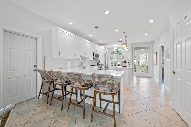 Building Photo - 1000 U.S. Rte 1