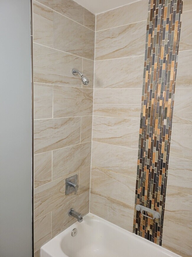 Building Photo - 7943 S Ada St