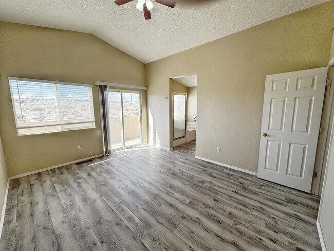 Building Photo - 1131 Pacaya Dr NW