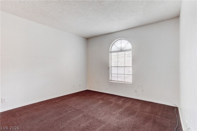 Building Photo - 2975 Juniper Hills Blvd