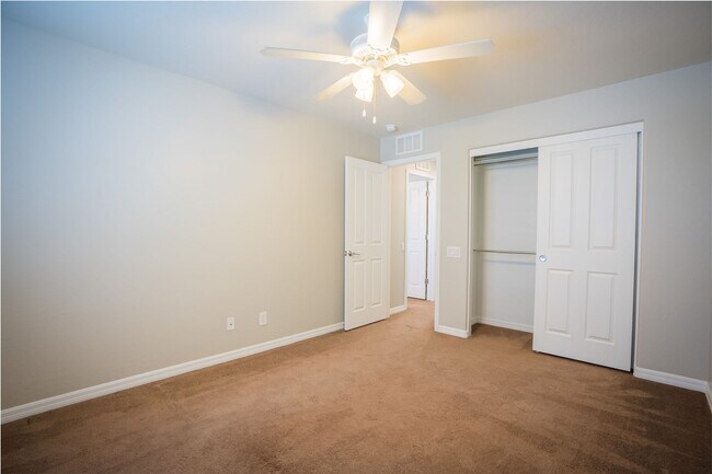 Building Photo - 2624 Romarin Terrace