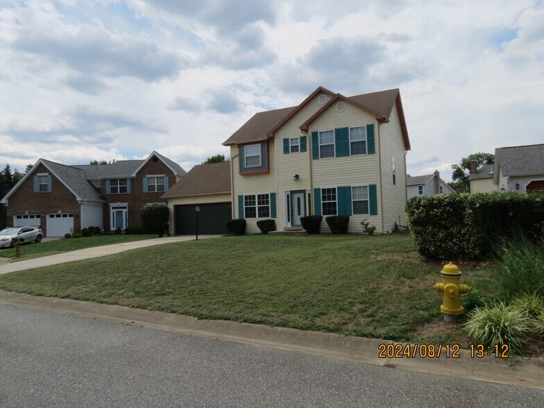 Building Photo - 5011 Jurel Ct