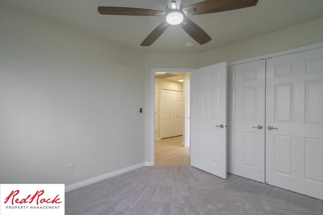 Building Photo - 3 Bedroom Home in Hurricane with Community Pool