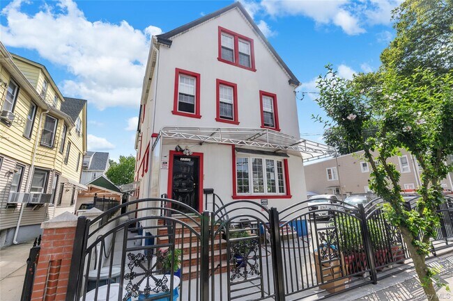 Building Photo - 87-13 135th St