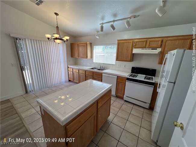 Building Photo - 1064 Bootspur Dr