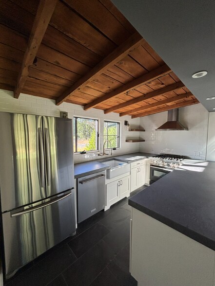 Building Photo - 8099 Sonoma Hwy