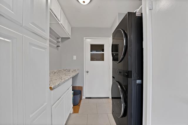 Building Photo - 1400 Lorrie Dr