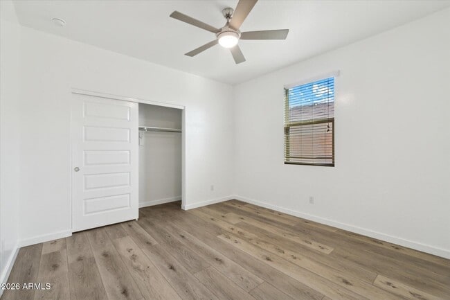 Building Photo - 37292 Yellowstone Dr