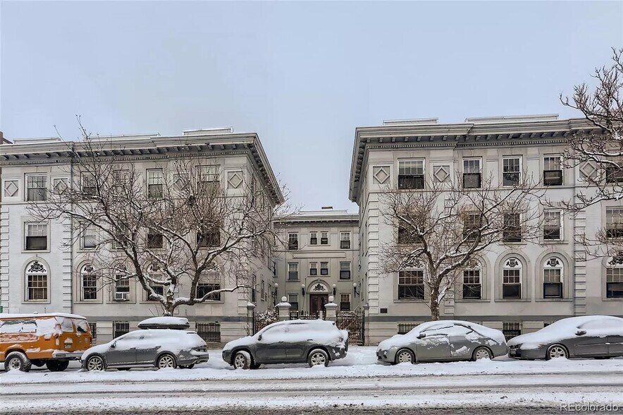 Building Photo - 215 E 11th Ave