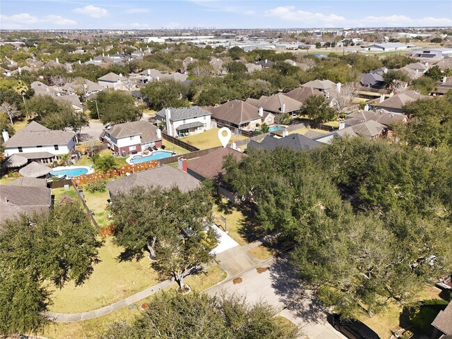 Building Photo - 3206 Ivory Pointe Dr