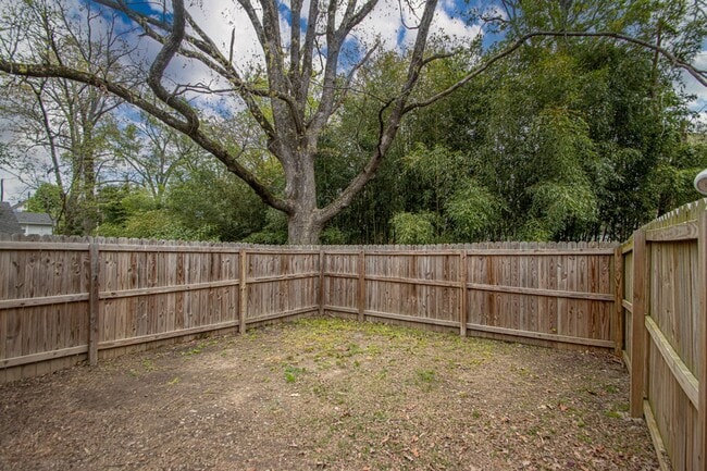 Building Photo - 6508 Perryville Rd