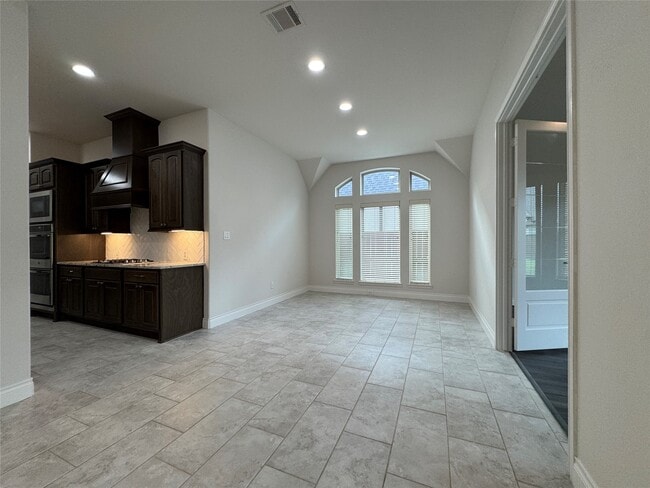 Building Photo - 10323 Granite Ct