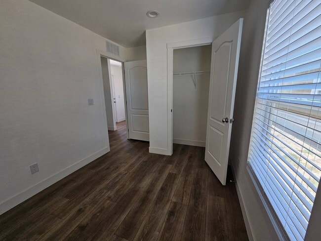 Building Photo - 1409 N French St