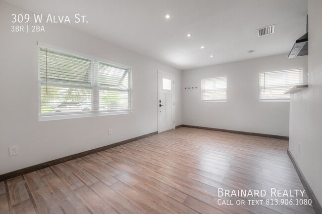 Building Photo - 309 W Alva St