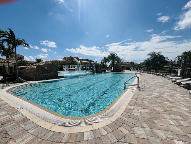 Building Photo - 17704 Gawthrop Dr