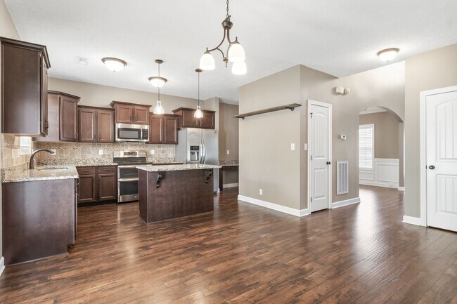 Building Photo - 312 Rye Dr