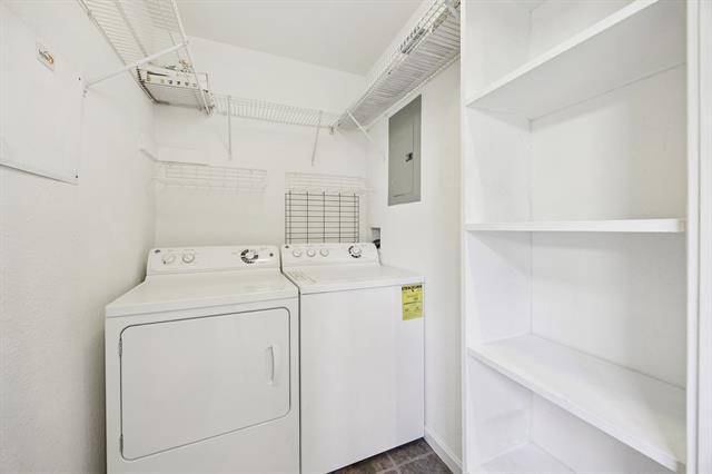 Building Photo - 4320 Cole Ave