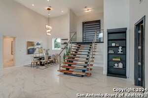 Building Photo - 10111 Ivory Canyon