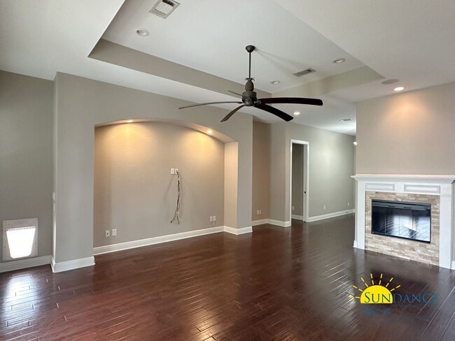 Building Photo - Gorgeous 3-Bedroom Home in Magnolia Village, Navarre, Near Hurlburt Field!