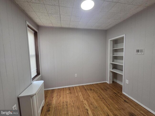 Building Photo - 633 E Allegheny Ave