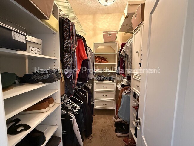Building Photo - 4786 Yacht Ct