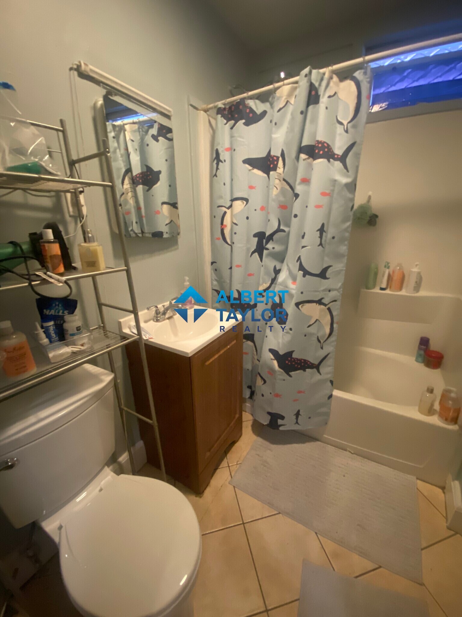 Building Photo - 36 Cherokee St