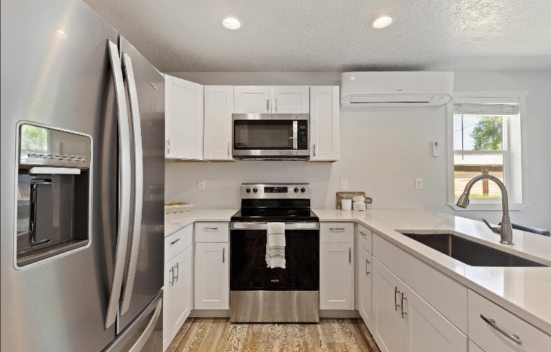 Building Photo - 2914 W Madison Ave