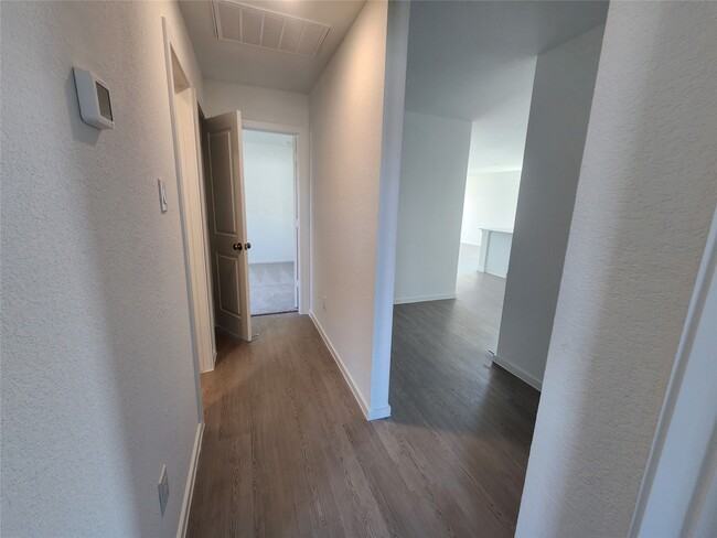 Building Photo - 17307 Adina Creek Ct