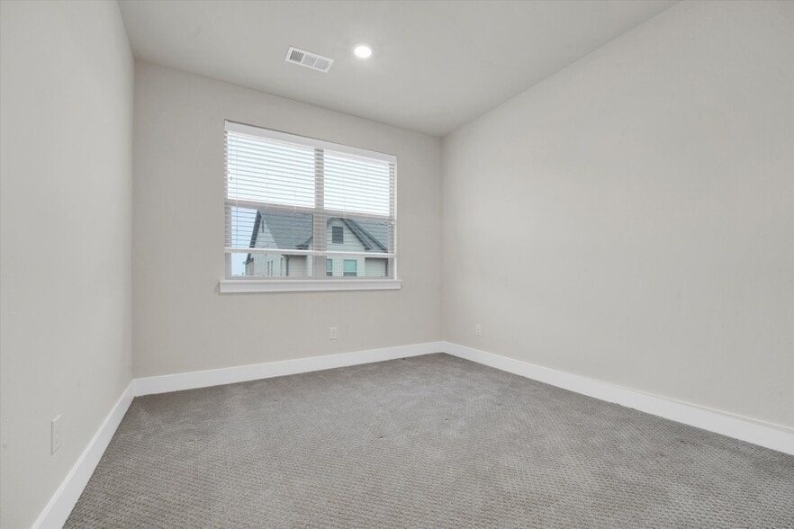 Building Photo - 2610 La Cala Dr