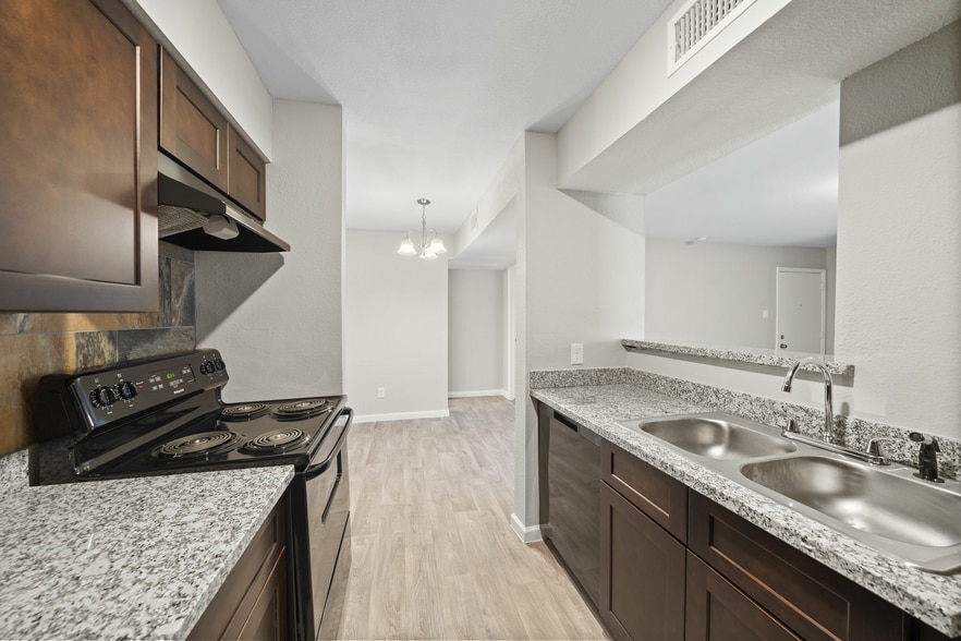 Primary Photo - Flint at 290