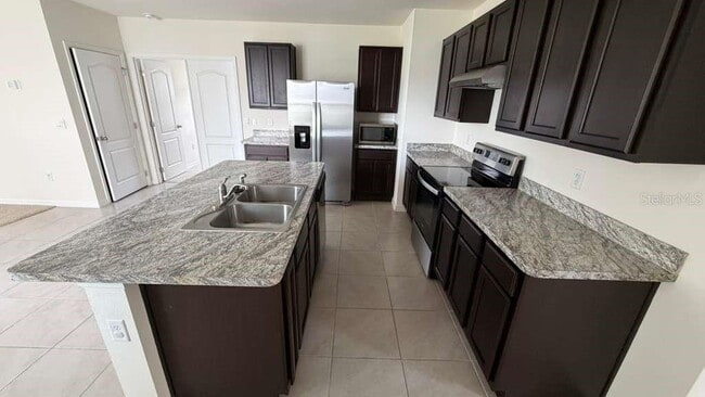 Building Photo - 1511 Catbriar Wy