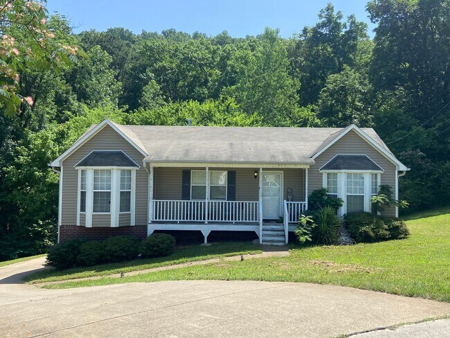 Primary Photo - New For Rent in Grayson Valley!