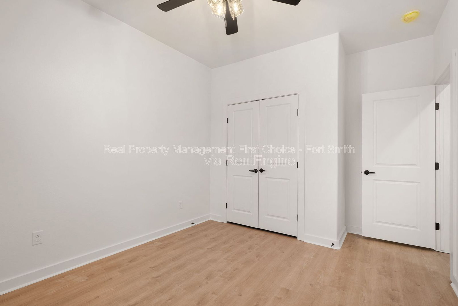 Building Photo - 8620 Cantera Dr