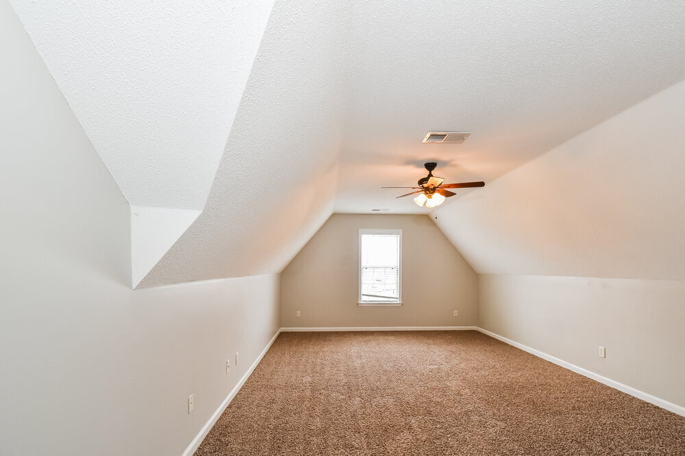 Building Photo - 2744 Breezy Ridge Trail