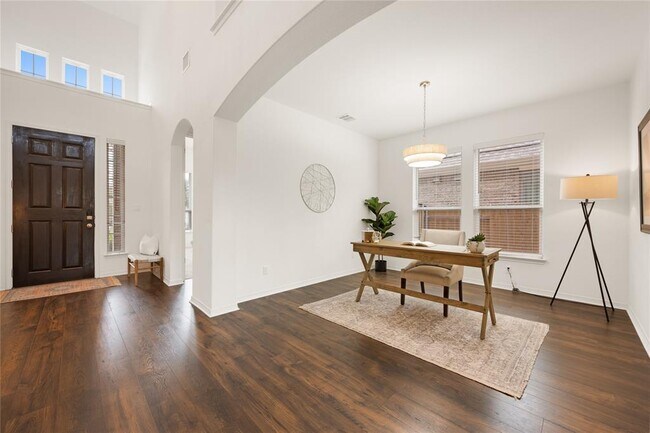 Building Photo - 2213 Santa Isabella Dr
