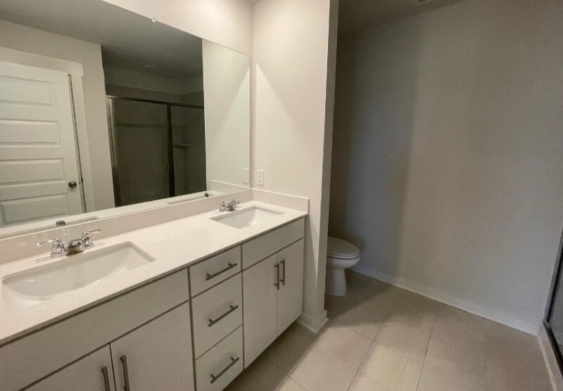 Building Photo - 2620 Comanche Ct