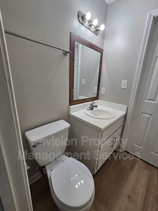 Building Photo - 2638 Fieldstone View Ln SE