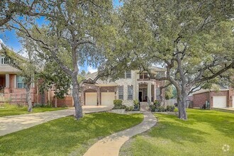 Building Photo - Executive Home in Bella Vista / 4 bedrooms...