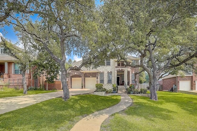 Primary Photo - Executive Home in Bella Vista / 4 bedrooms...