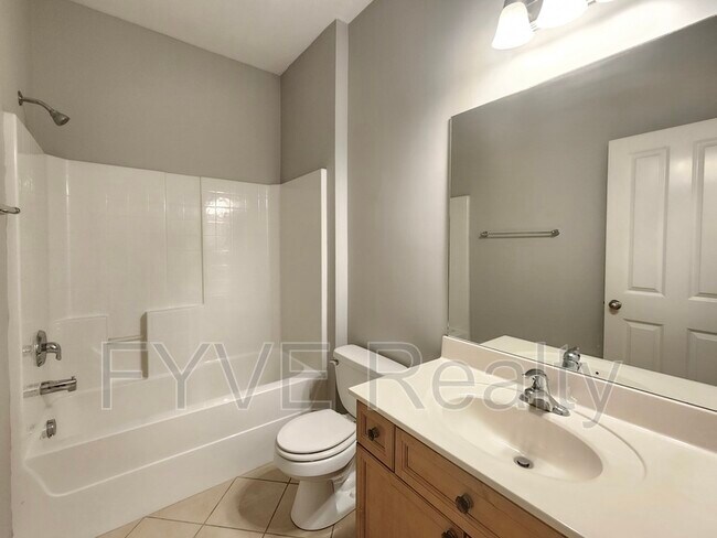 Building Photo - 8441 Callabee Way