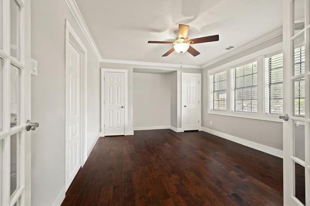 Building Photo - 2123 Wilson Dr