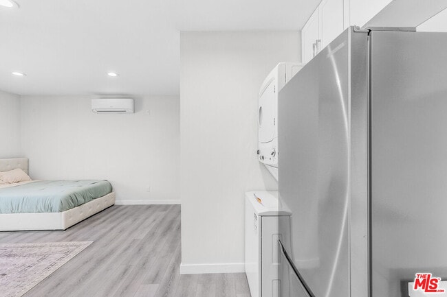 Building Photo - 22305 Gilmore St