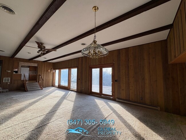 Building Photo - 3 Bedroom Home For Rent