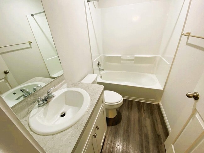 Building Photo - 8005 Talton St