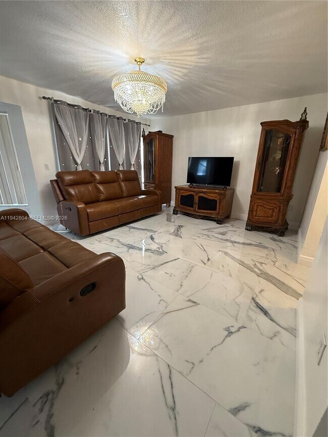 Building Photo - 1450 NW 129th Ave