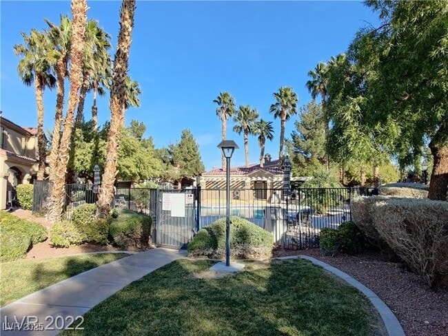 Building Photo - 5455 Cardinal Ridge Ct