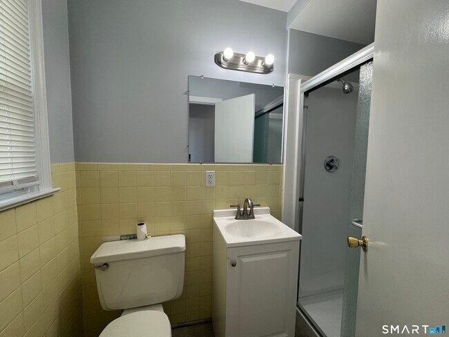 Building Photo - 43 Brooklawn Ave